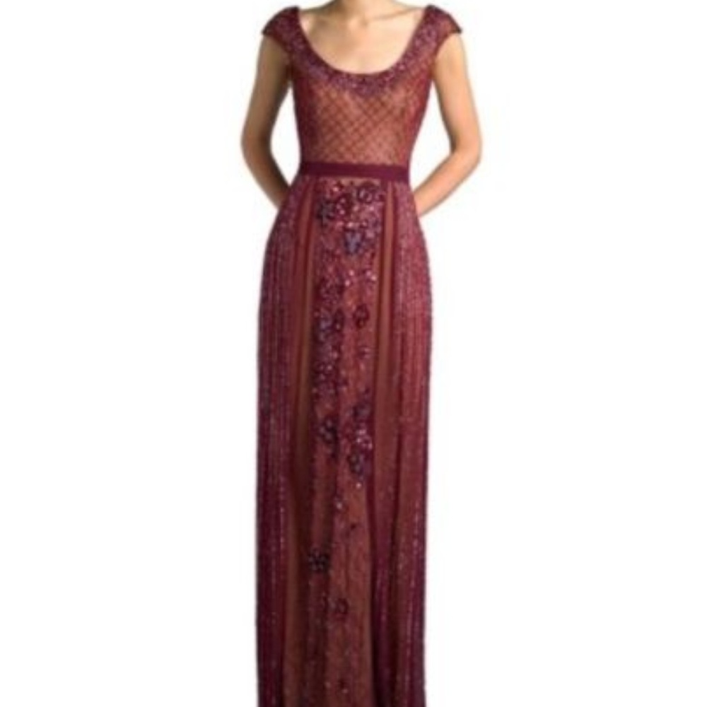 Beautiful Basix Beaded Capsleeve Gown!